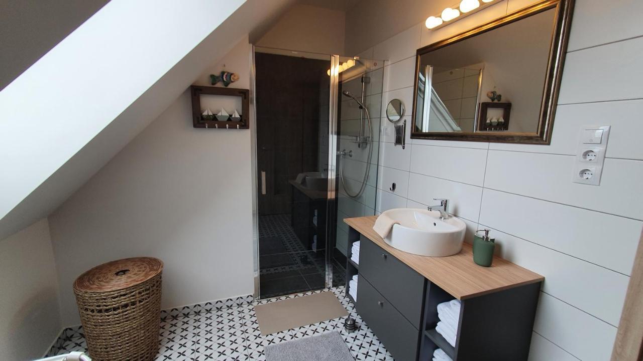 Relax Balaton Apartmanok Balatonfured Exterior photo